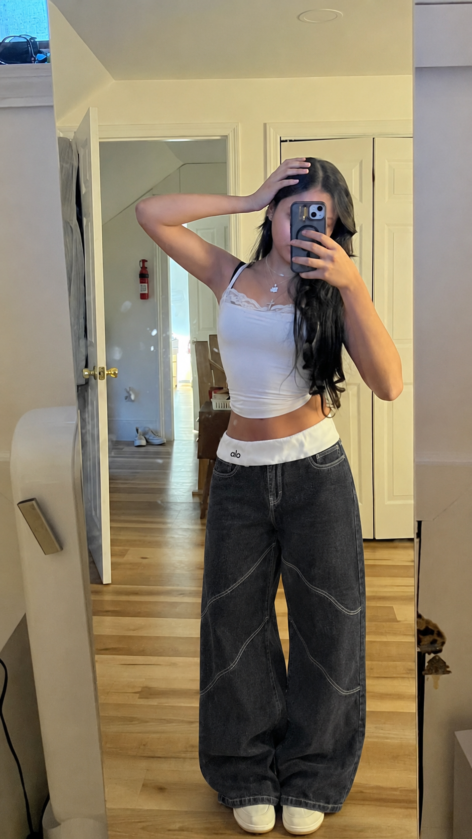 Wide Leg Philip Jeans