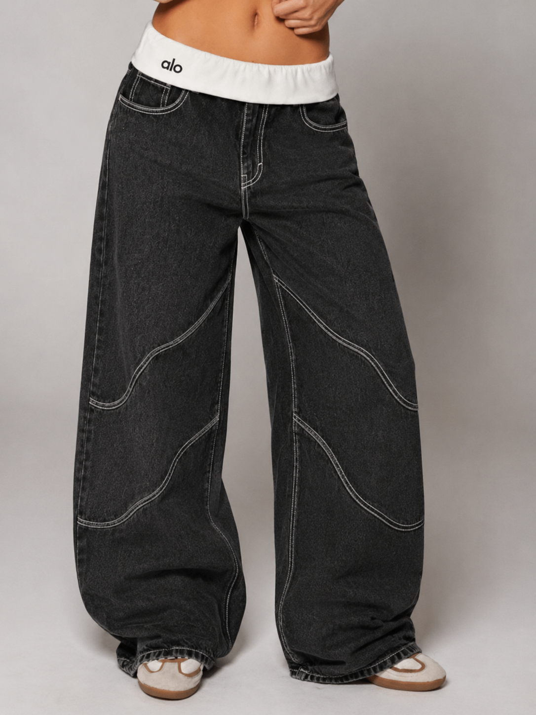 Wide Leg Philip Jeans