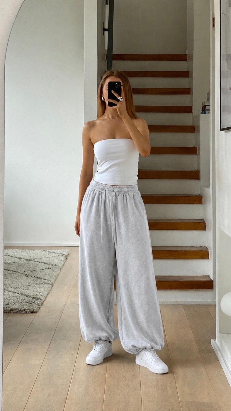 THE BALLOON SWEATPANTS