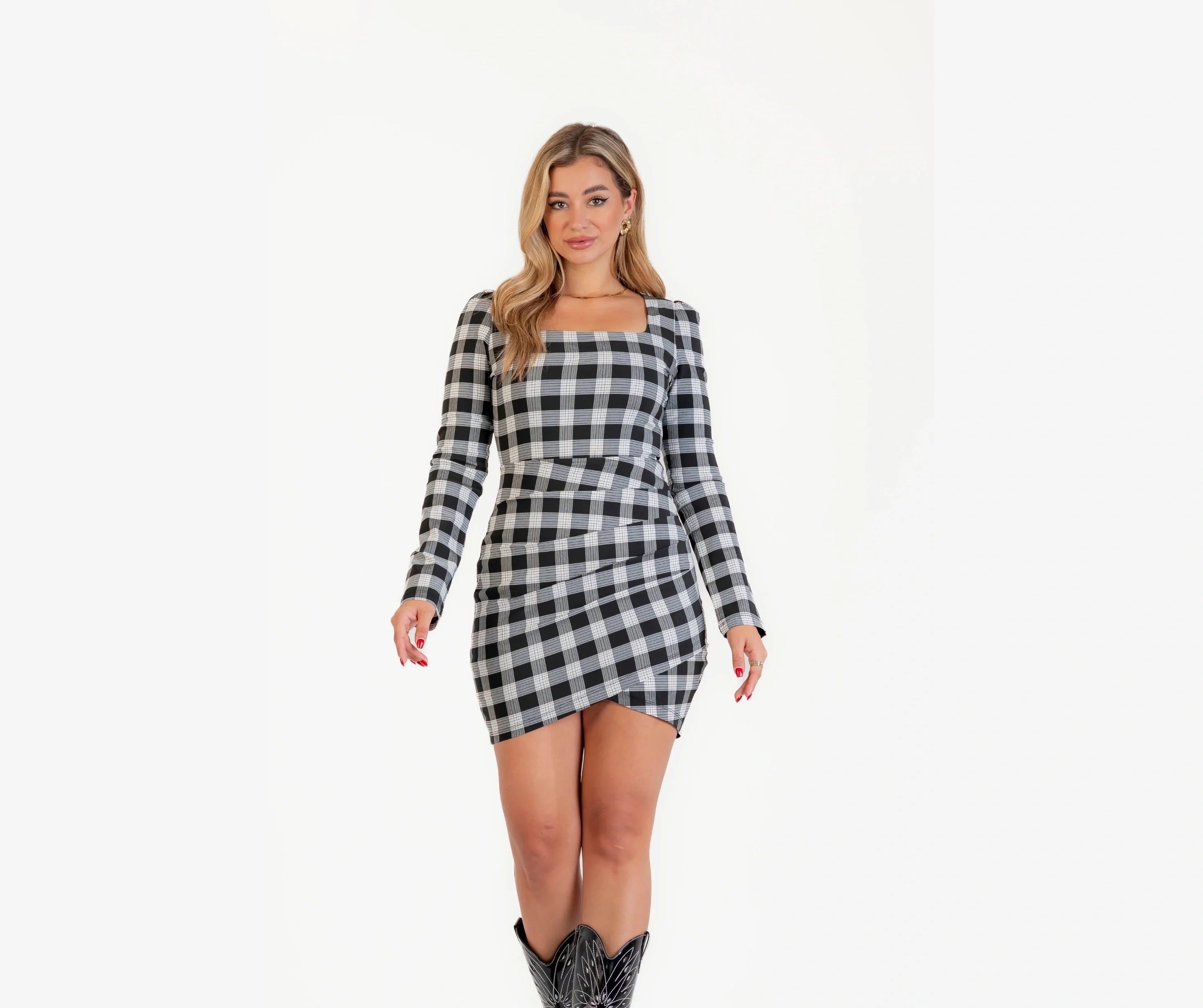 فستان كاروهات شتوى مربع