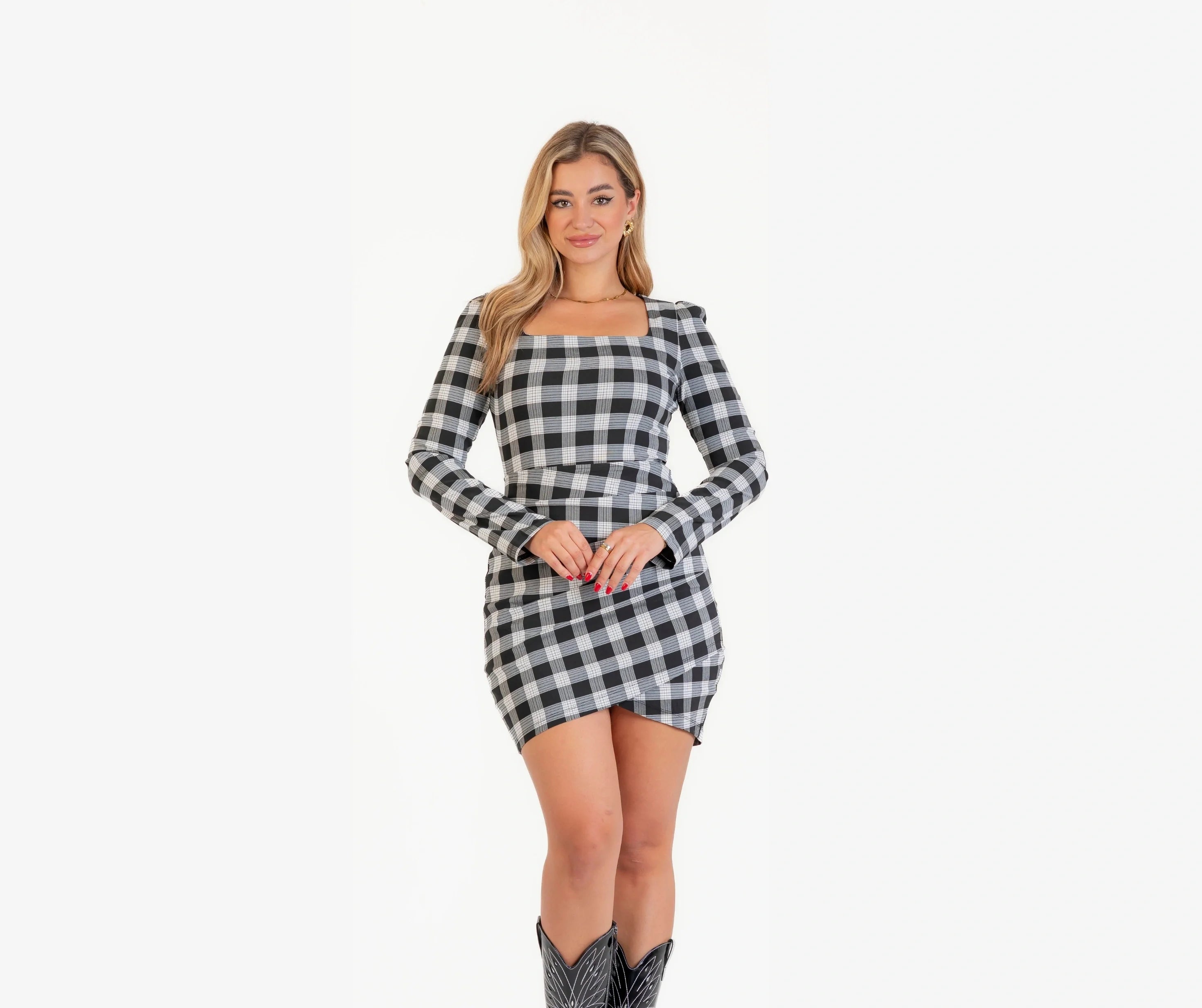 فستان كاروهات شتوى مربع