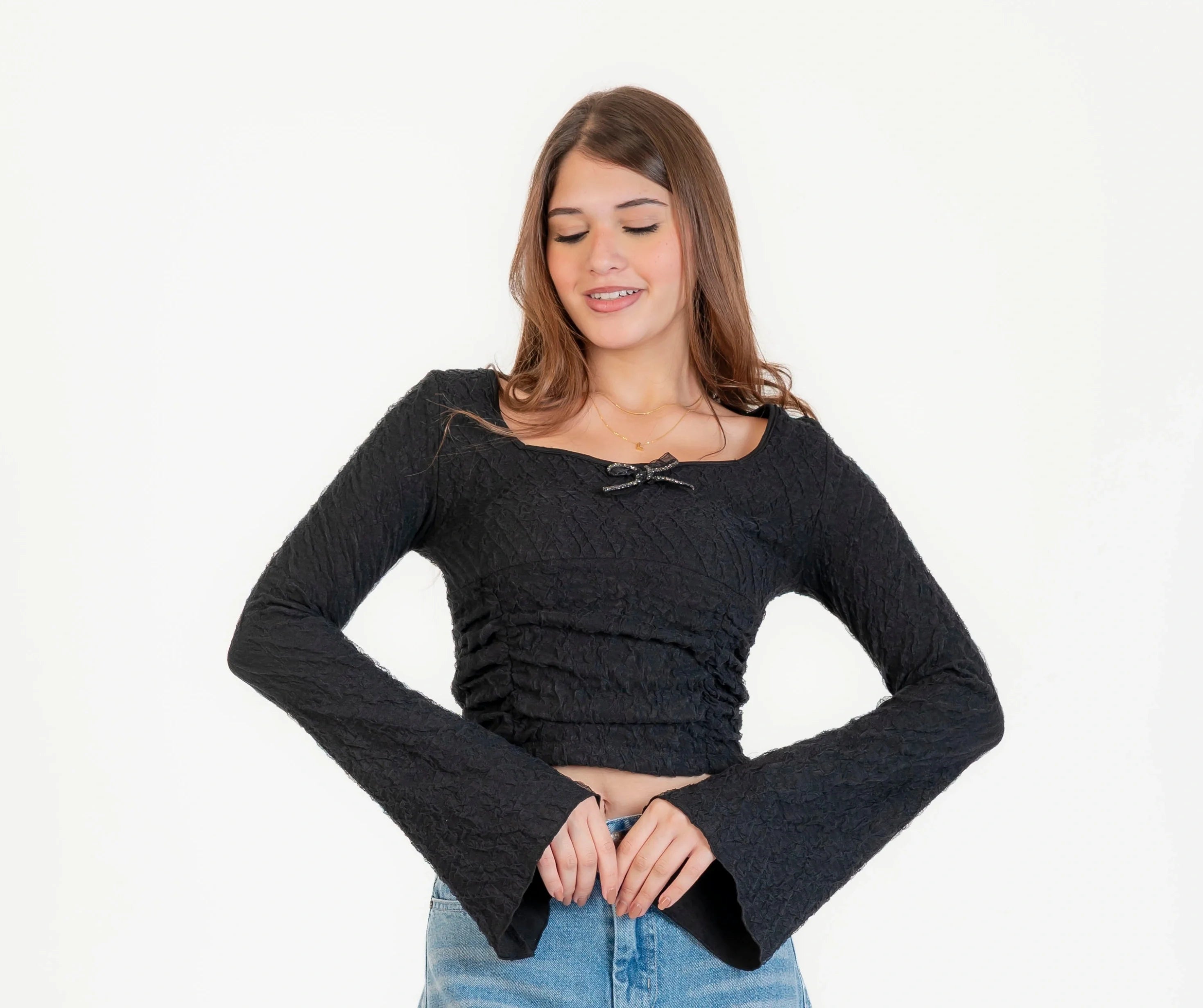 بلوزة للنساء منقوش كم طويل رقبة واسعة , مناسبة للشتاء