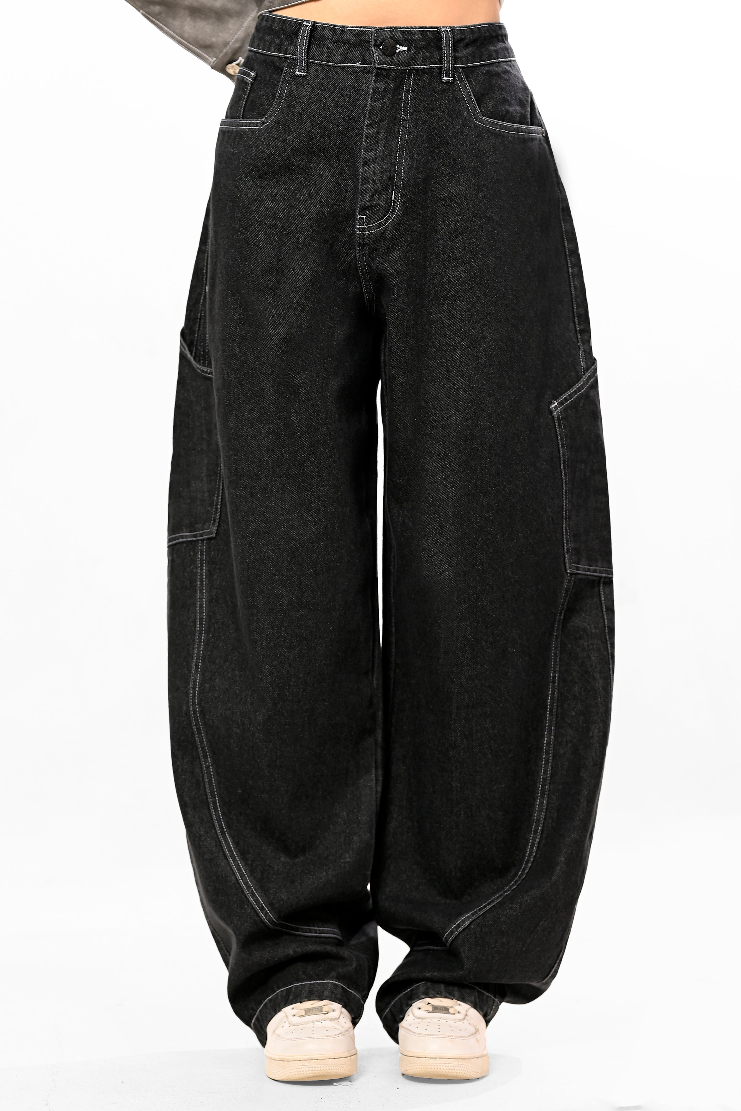 Wide leg balloon jeans