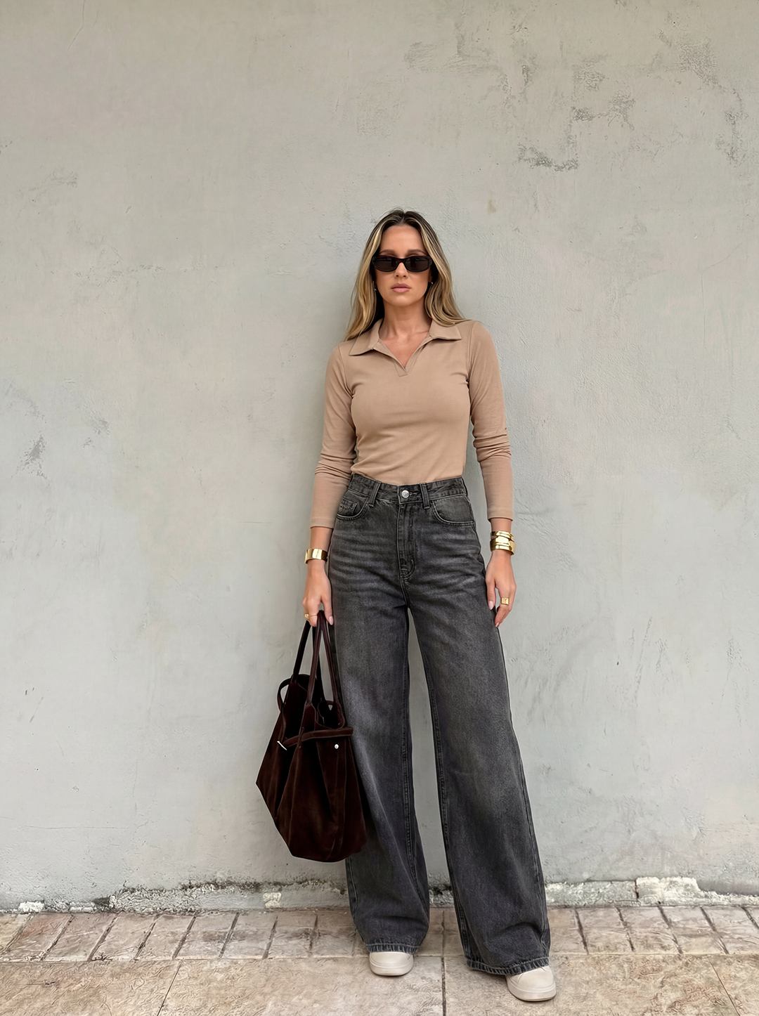 Basic long sleeves and collar