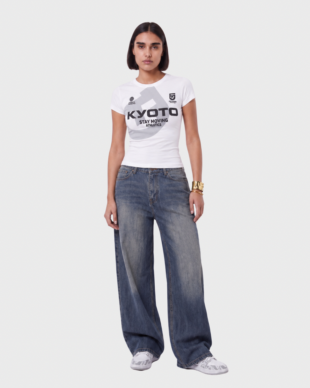 STAY MOVING TEE