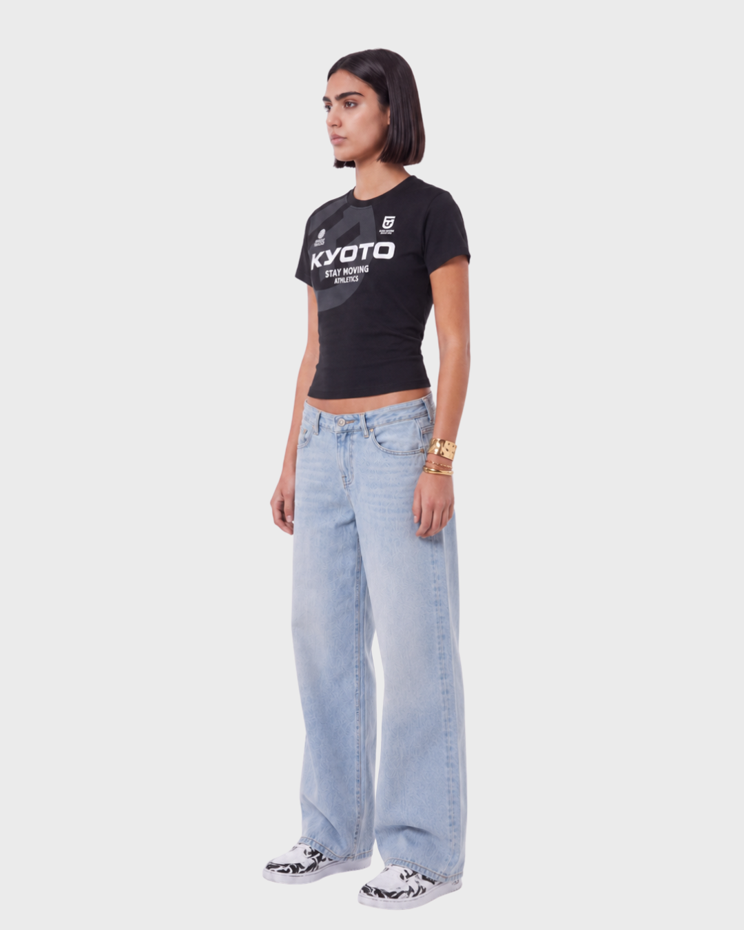 STAY MOVING TEE