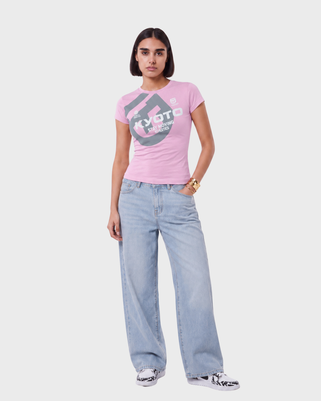 STAY MOVING TEE