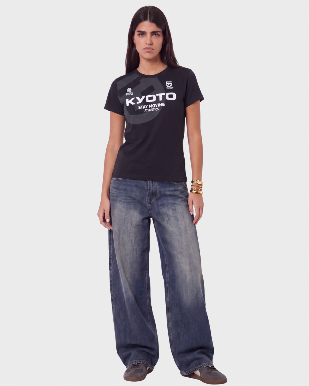 STAY MOVING TEE