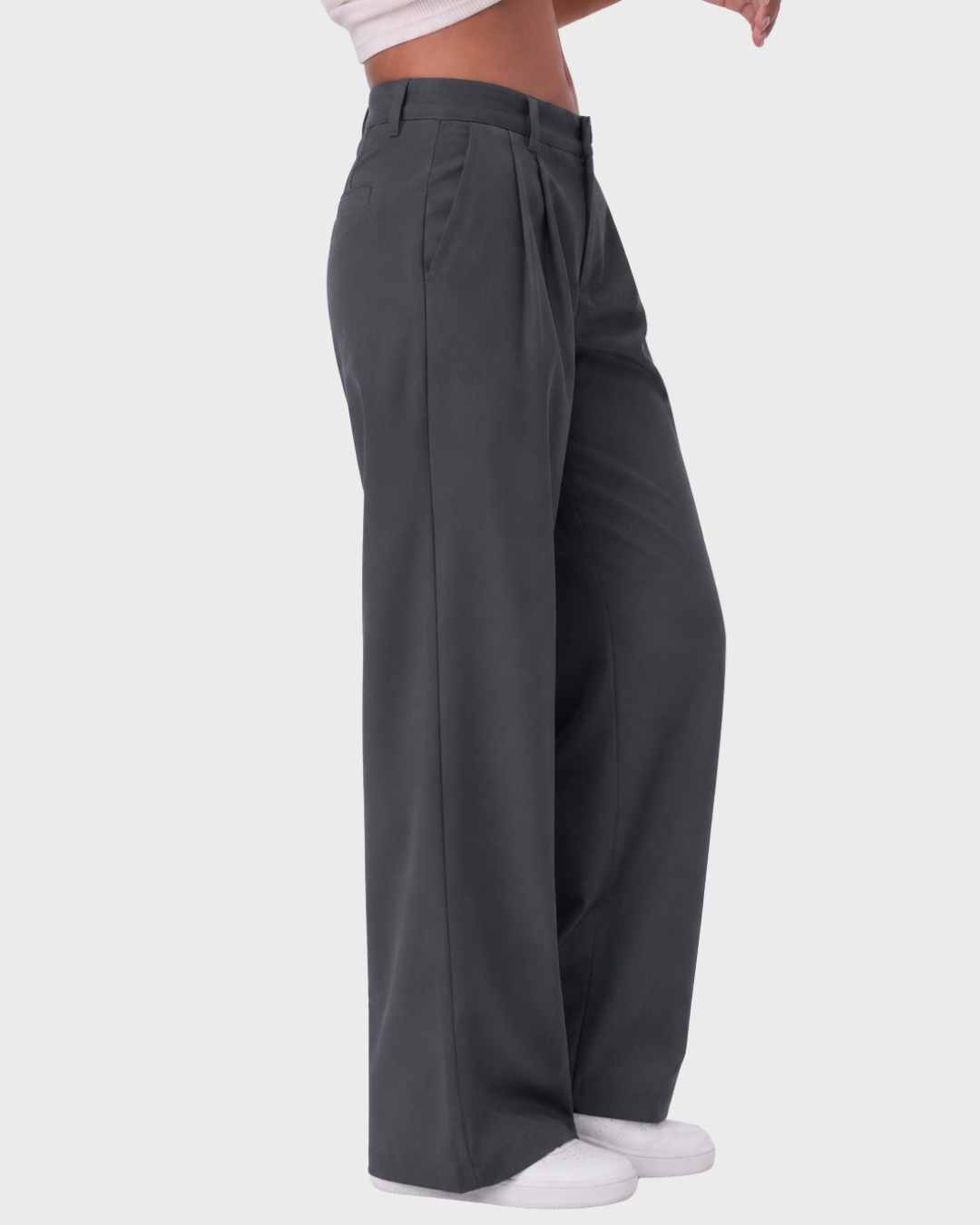 CLASSIC FIT PANTS