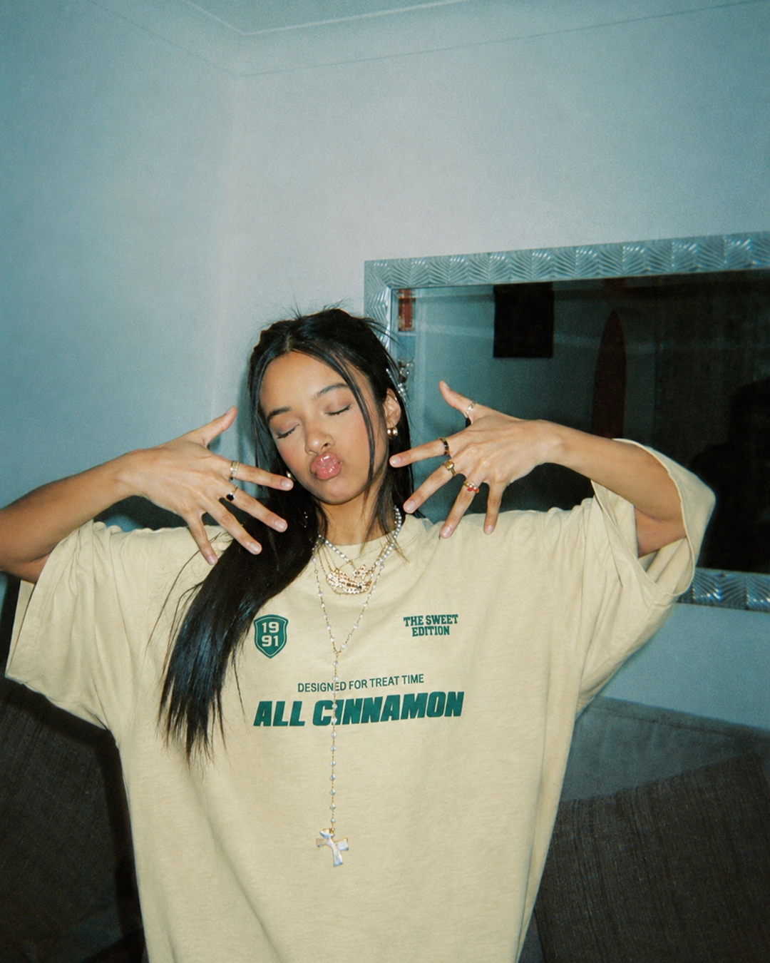 CINNAMON RUSH TEE