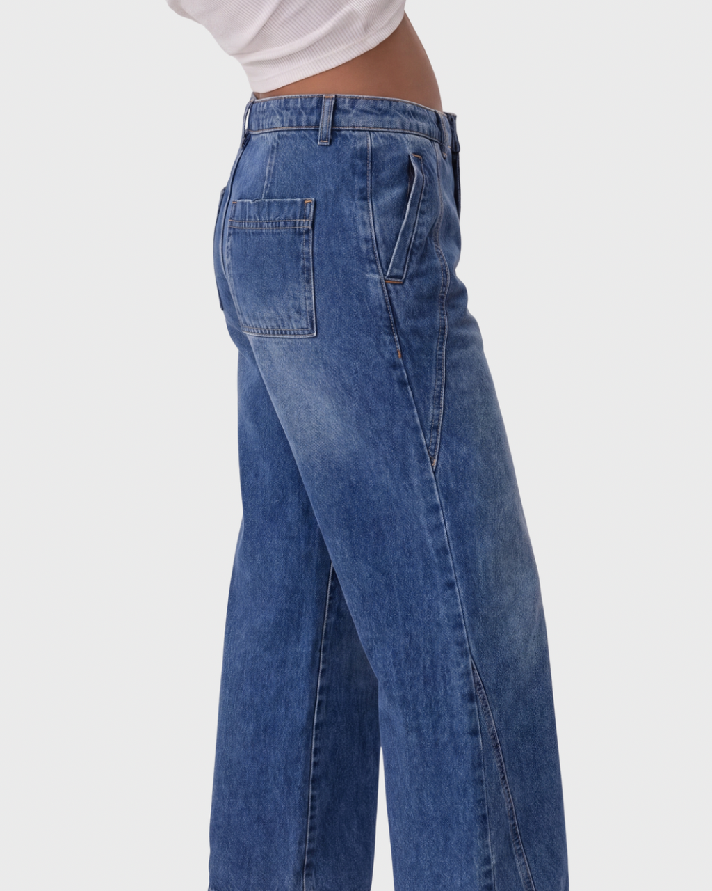 STRAIGHT MOOD JEANS